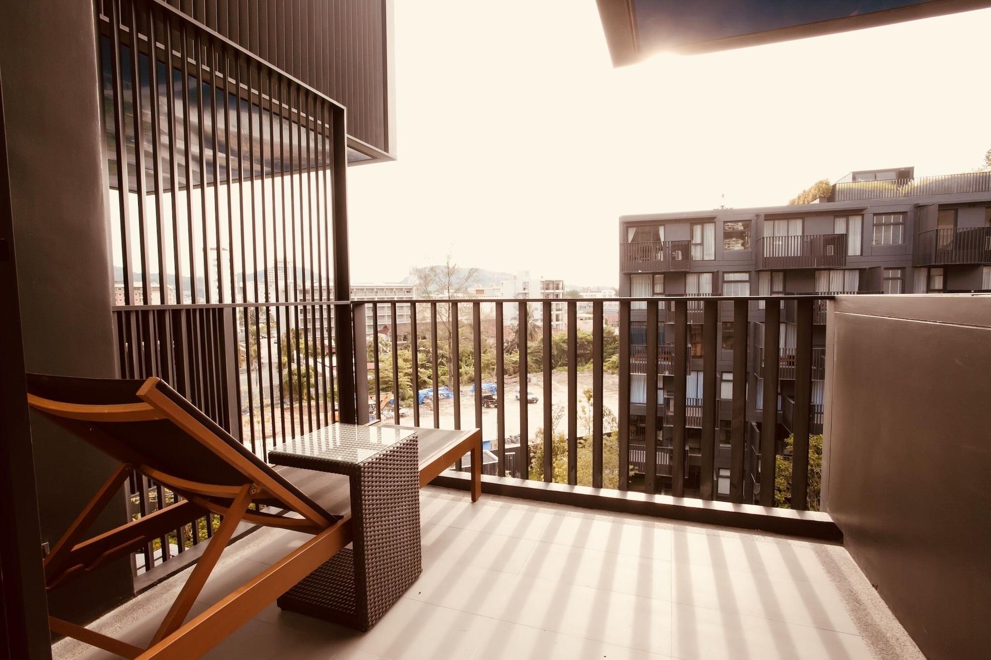 The Deck Condo Patong By Vip Exterior foto